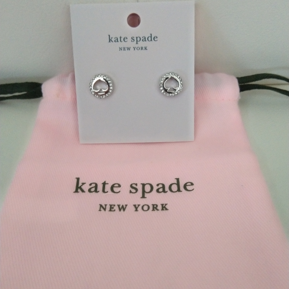 Kate Spade Spode the Spade pave halo spad
